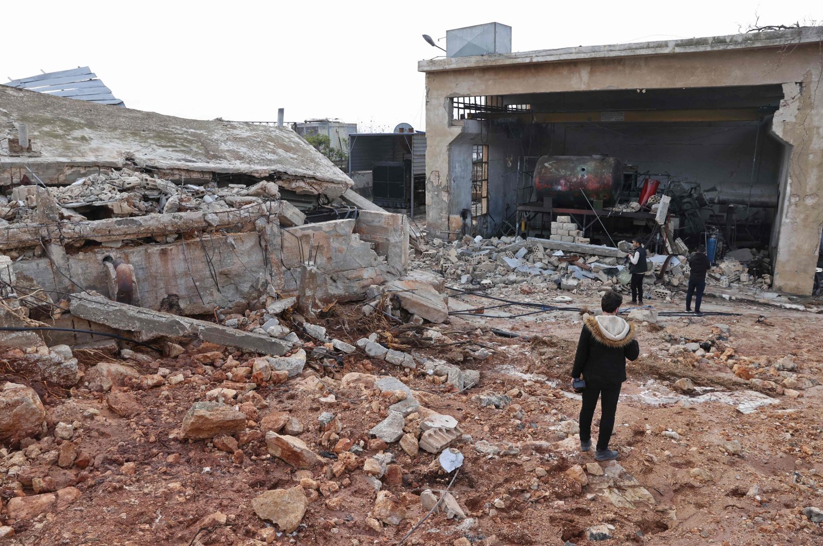 Diduga serangan YPG menargetkan warga sipil yang tinggal di Aleppo . Suriah