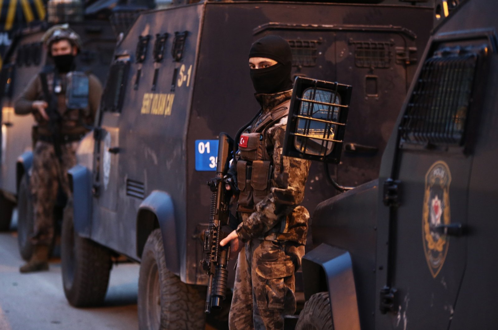 Counterterrorism squads taking part in an operation in southern Adana province, March 17, 2020. (AA File Photo)