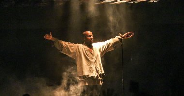 Kanye West performs during FYF Fest, Los Angeles, California, U.S., Aug. 22, 2015. (AP)