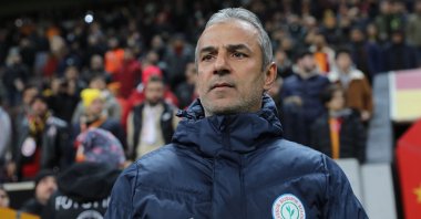 Then-Rizespor coach Ismail Kartal during a Ziraat Turkish Cup match against Galatasaray, Istanbul, Turkey, Jan. 6, 2021. (AA Photo)