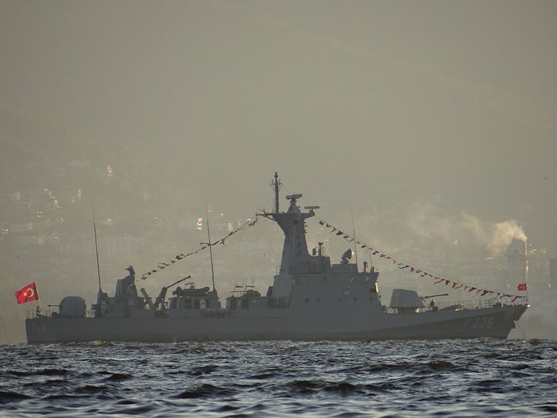 Turkish Navy&#039;s Kılıç-class assault ship, TCG P-336 Zıpkın, Oct. 29, 2017. (Photo by Wikipedia)