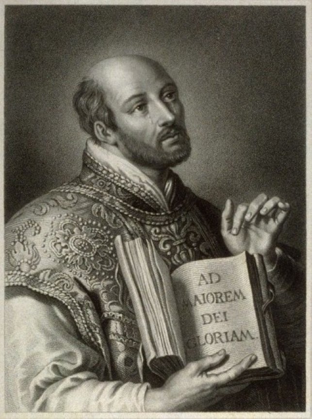 Sebuah ukiran oleh Willian Holl menggambarkan Ignatius dari Loyola memegang sebuah buku di mana moto Serikat Yesus 'Ad maiorem Dei gloriam' ('Untuk kemuliaan Tuhan yang lebih besar') tertulis.  (Wikimedia)