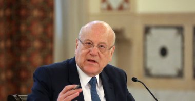 Lebanese Prime Minister Najib Mikati gestures during a news conference on the latest developments in the country, at the governmental palace in Beirut, Lebanon, Dec. 28, 2021. (Reuters File Photo)