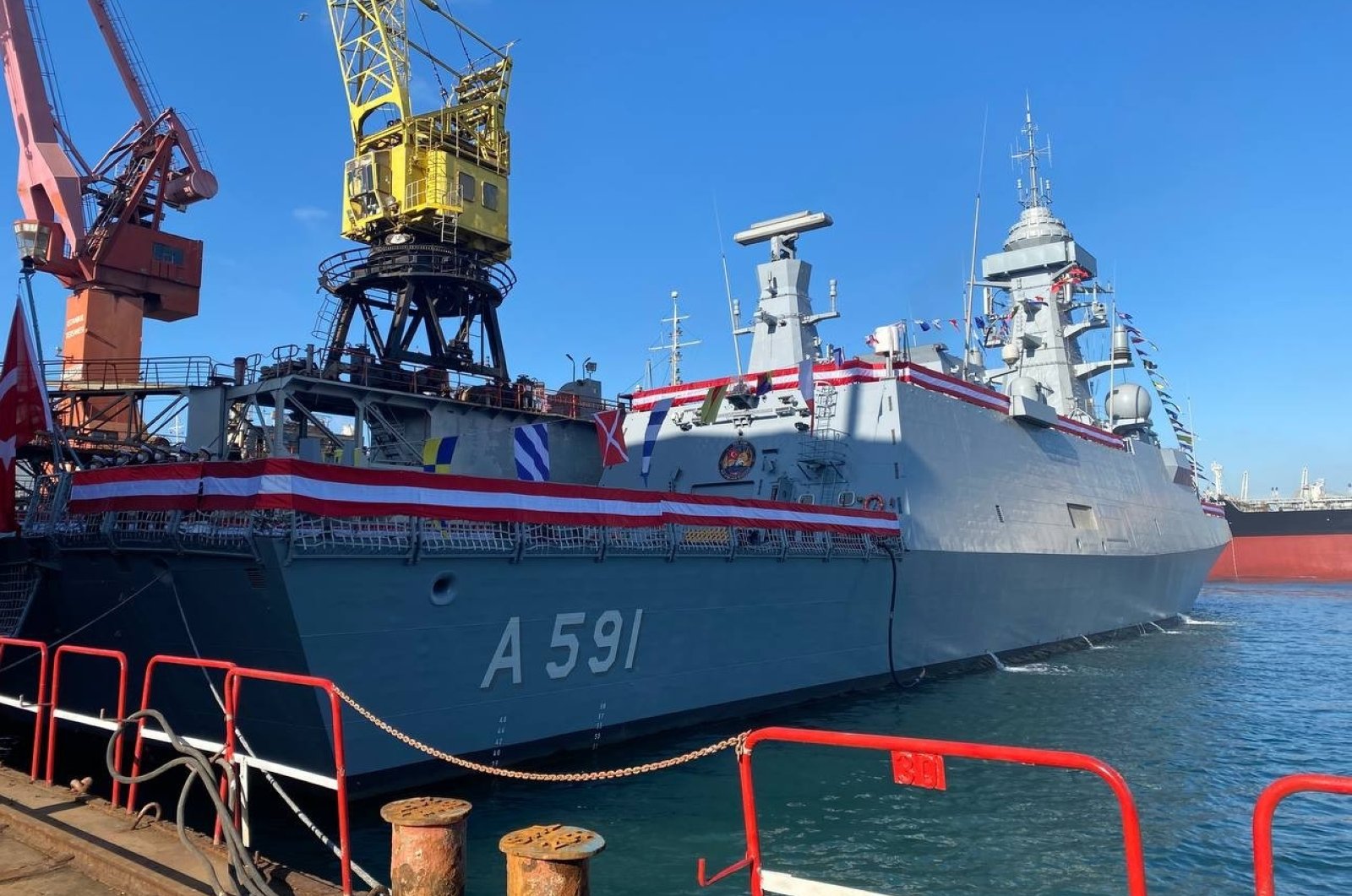 ‘Mata Turki, telinga di laut’: kapal intelijen pertama bergabung dengan armada angkatan laut