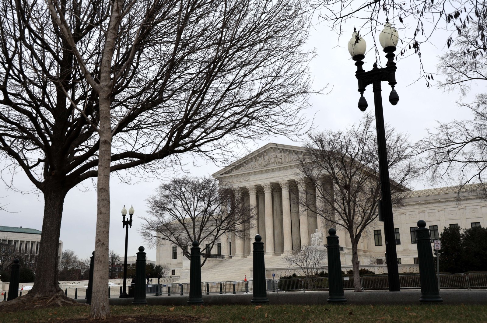 The U.S. Supreme Court is seen in Washington, D.C., U.S., Jan. 13, 2022. (AFP Photo)
