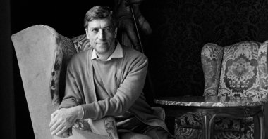In this file photo taken on March 9, 1985, Italian fashion designer Nino Cerruti poses during the presentation of his boutique in Nice on March 9, 1985. (AFP Photo)