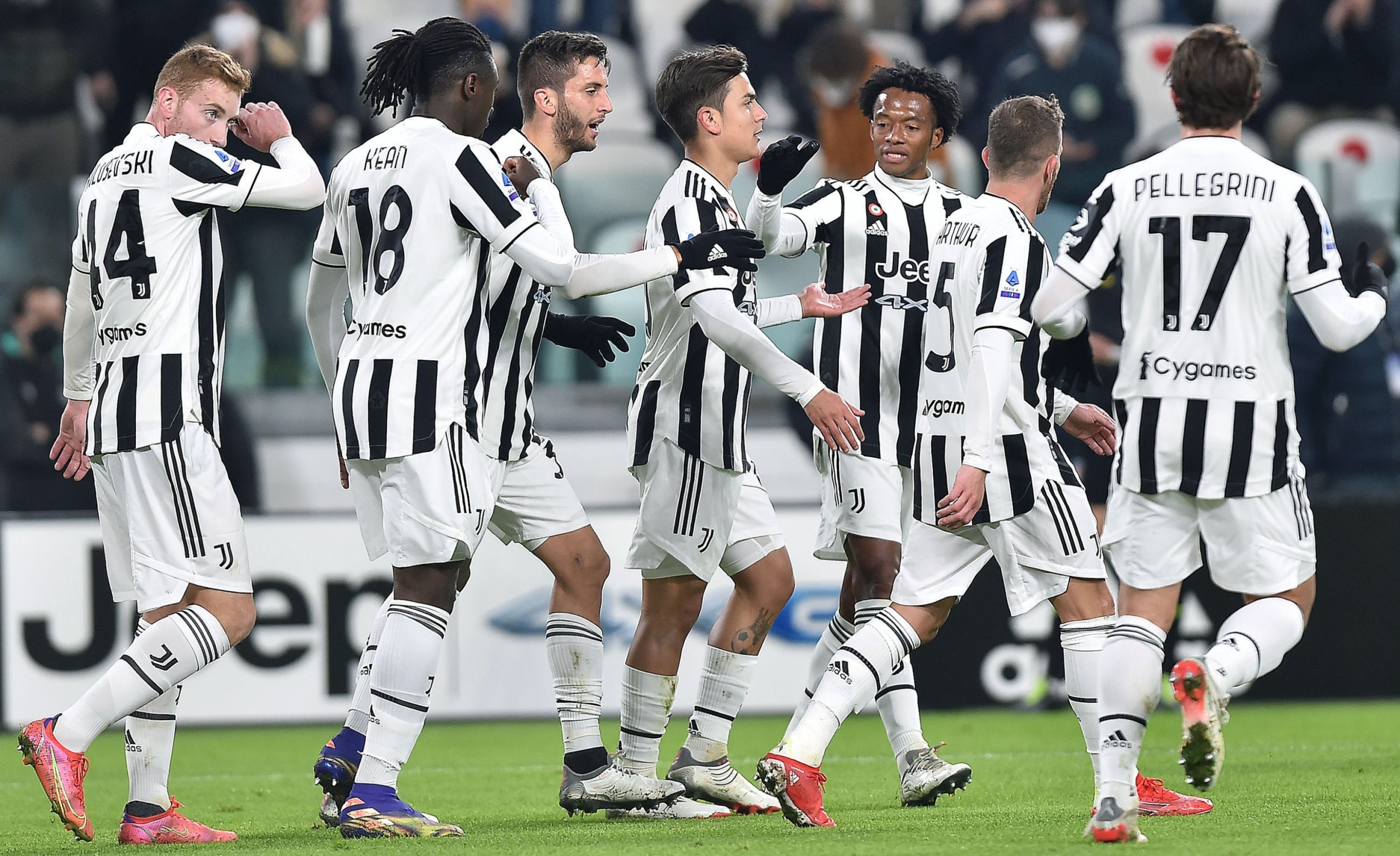 Mùa giải vô địch đầu tiên cho Juventus sau 10 năm - Chuyện gì đã xảy ra?