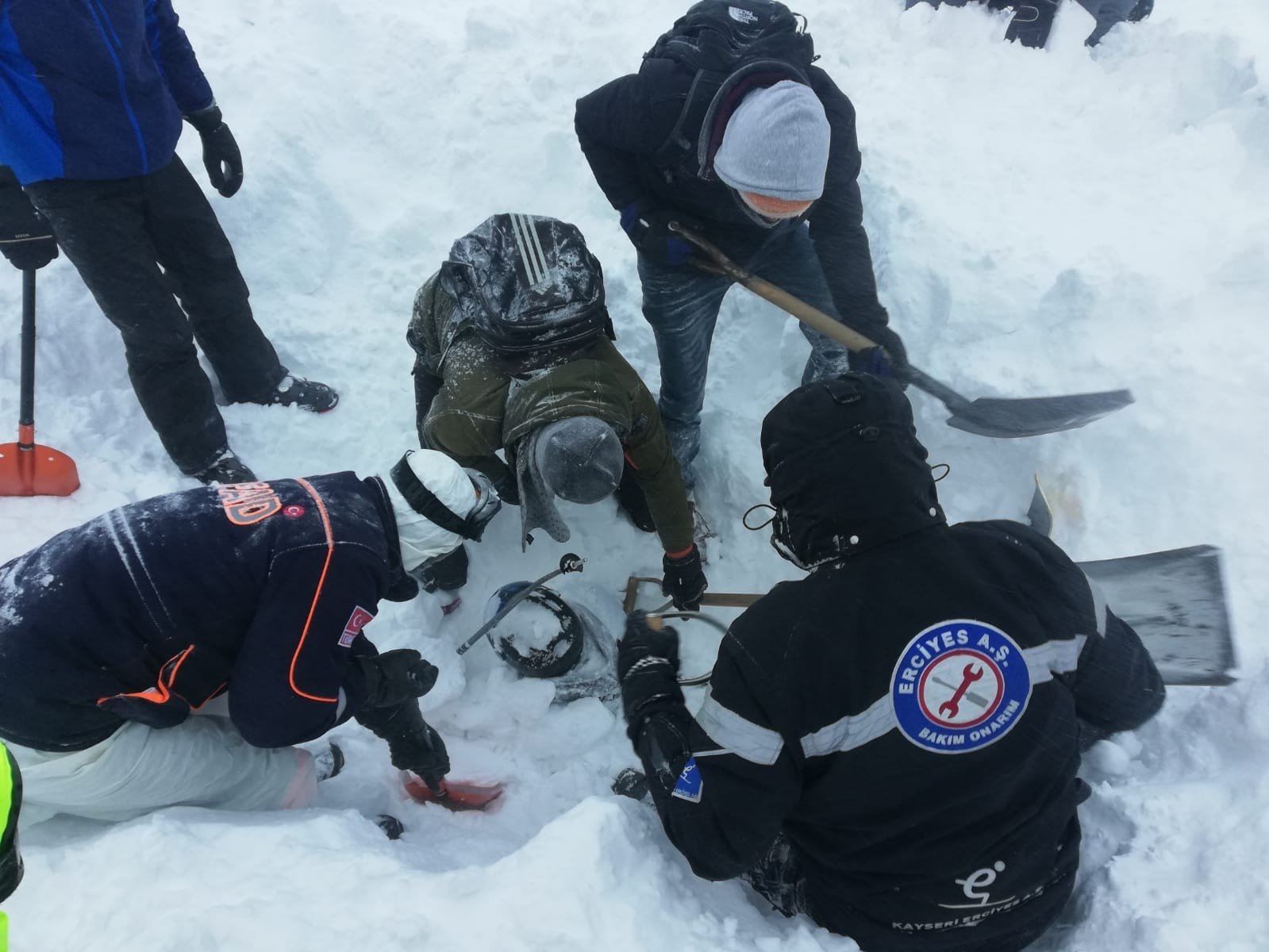 Search and rescue efforts of the teams after the avalanche in Erciyes Ski Center, Kayseri, Turkey, Jan. 16, 2022. (IHA Photo)