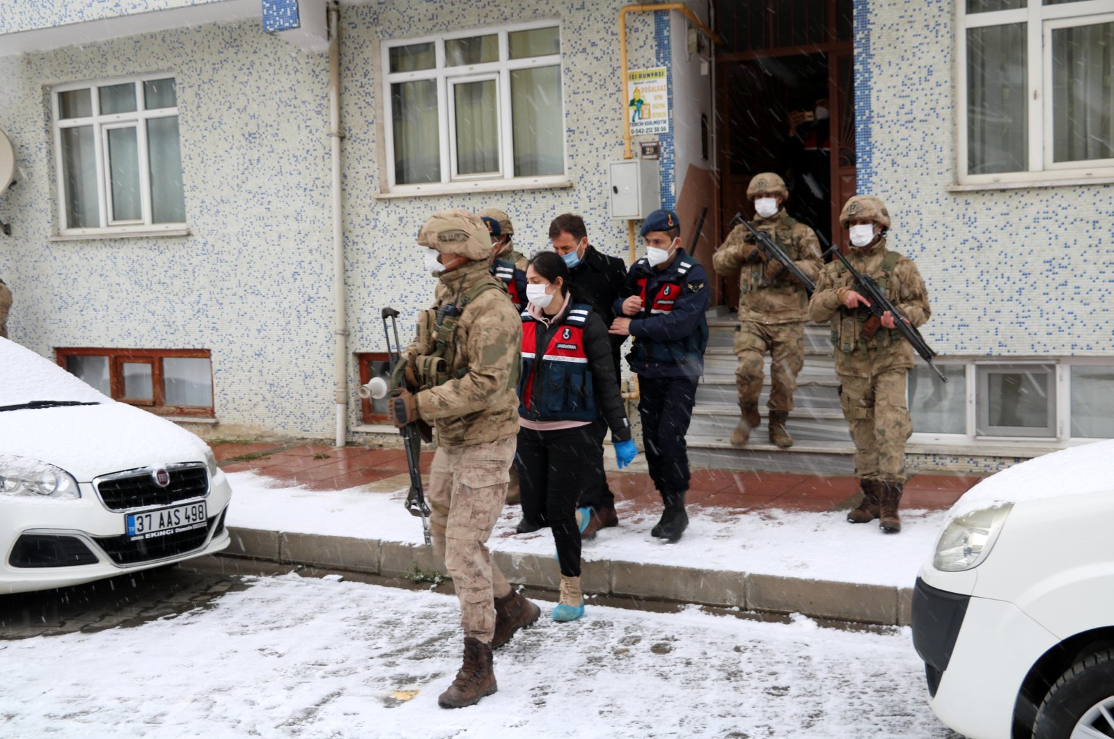 Soldiers escort a FETÖ suspect arrested in Kastamonu, northern Turkey, Jan. 15, 2022. (AA Photo)