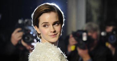 Cast member Emma Watson arrives for the European premiere of "My Week With Marilyn" in London, England, Nov. 20, 2011. (Reuters Photo)