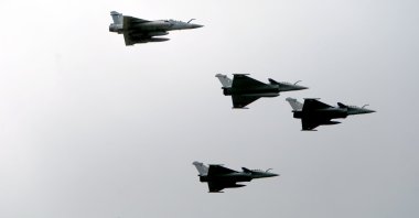The first 6 of 24 Rafale fighter jets for Greece&#039;s Air Force arrive in Tanagra’s Air Base, Greece, Tanagra, Jan. 19, 2022. (EPA Photo)