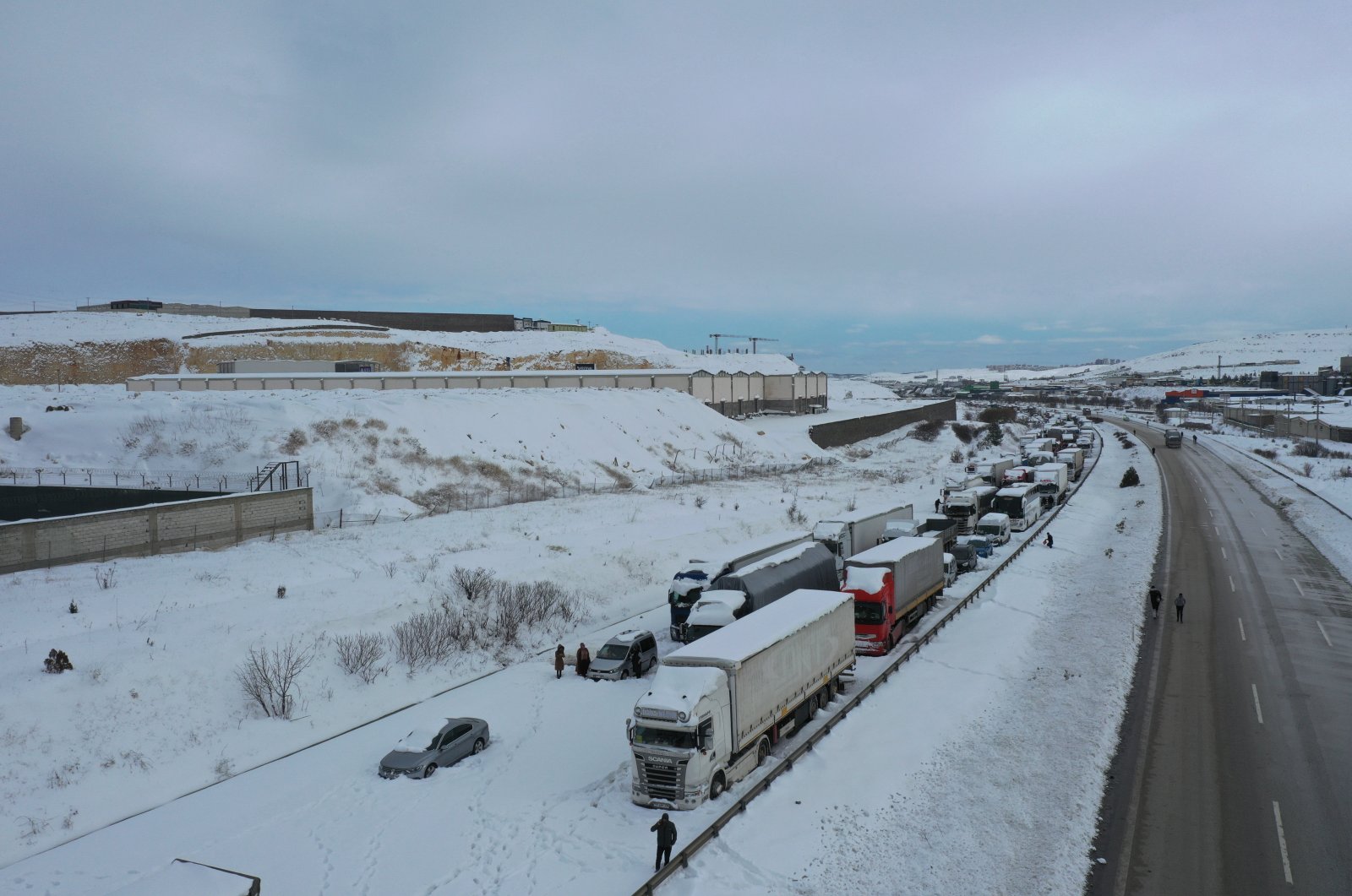 An aerial view of the Tarsus-Adana-Gaziantep highway where thousands are stranded, in Gaziantep, southern Turkey, Jan. 19, 2022. (AA Photo)