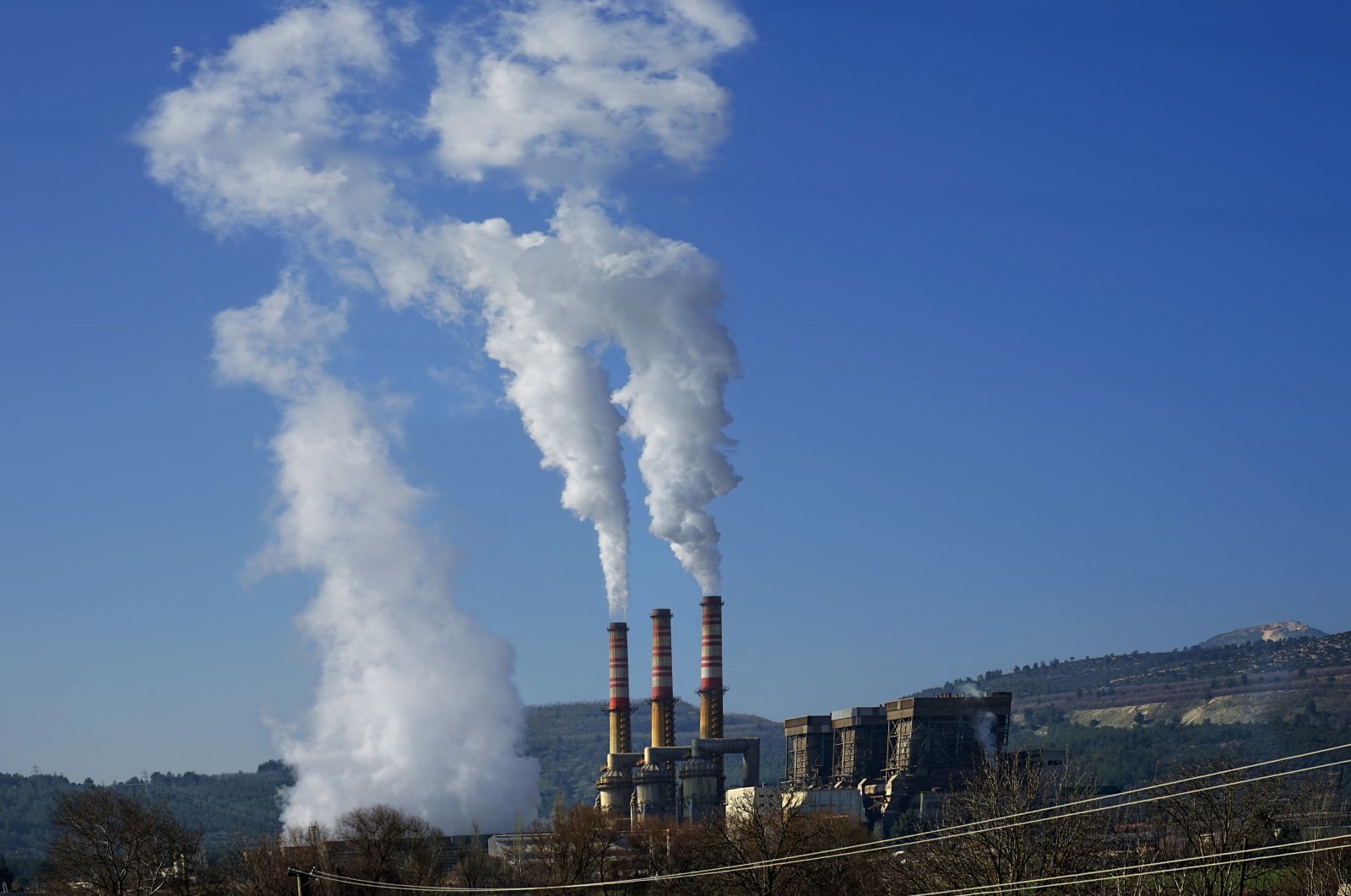 The thermo-electric power plant in Yatağan, Muğla, southern Turkey, Jan. 20, 2020. (Shutterstock Photo)