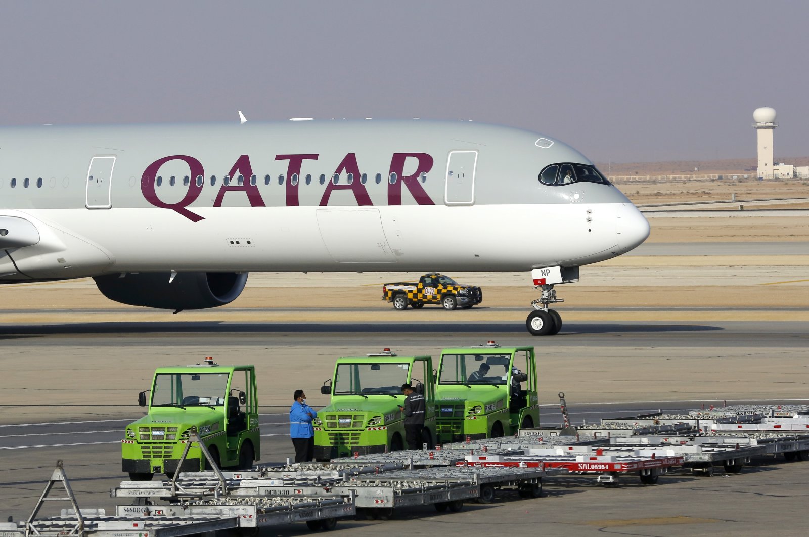 Qatar Airways menyerang balik Airbus di deretan cat A350