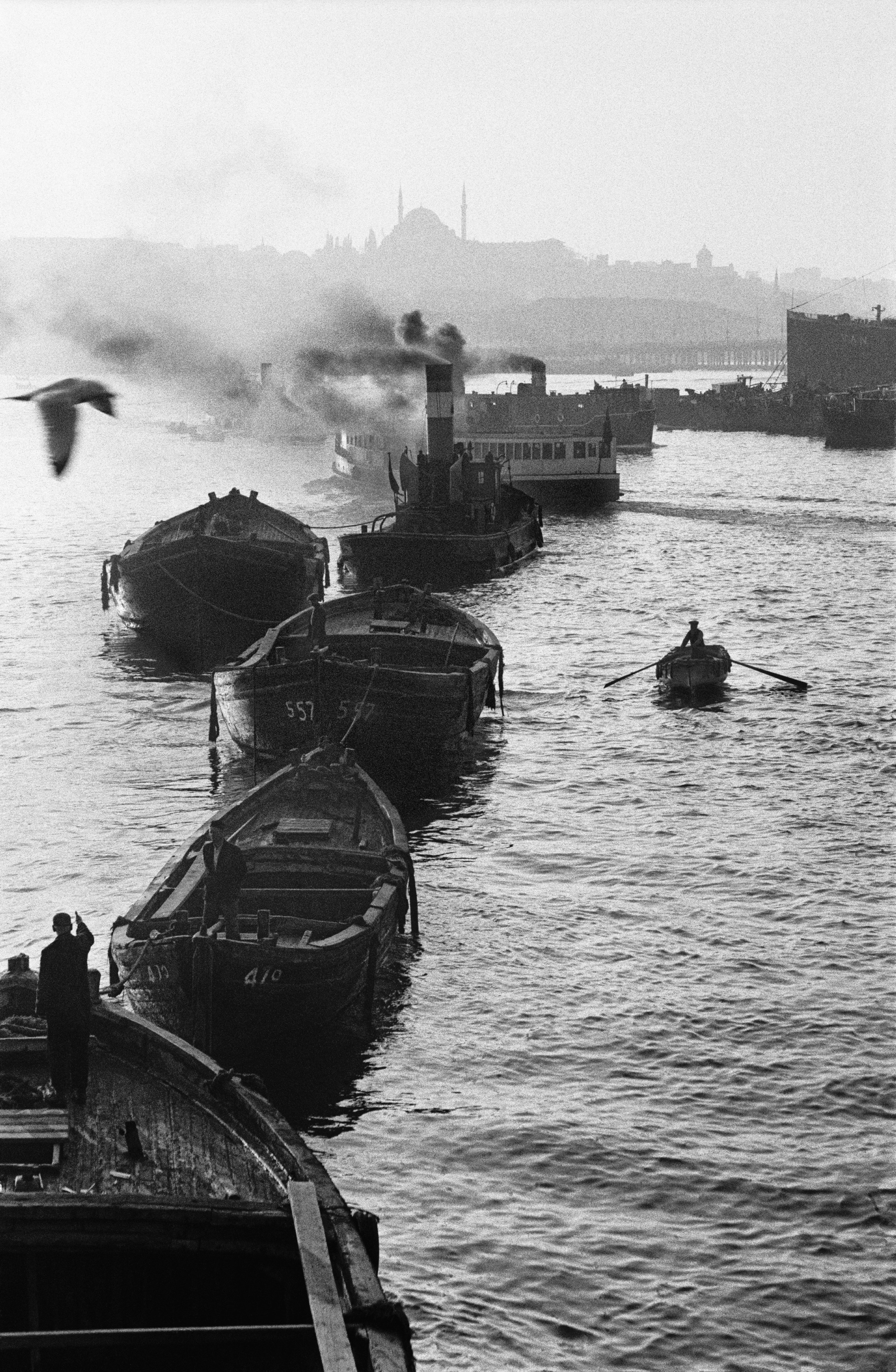 A photo of Istanbul by Ara Güler on display at the “Miscellaneous Istanbul” exhibition. (Courtesy of Ara Güler Museum)
