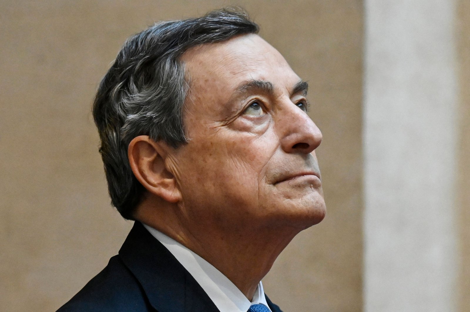 Italia untuk memilih presiden baru dengan PM Draghi dalam campuran