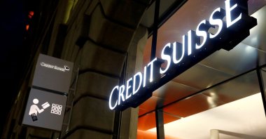 The logo of Swiss bank Credit Suisse is seen at a branch office in Zurich, Switzerland, Nov. 3, 2021. (Reuters Photo)