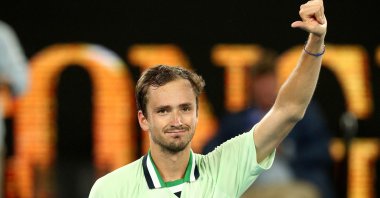 Daniil Medvedev celebrates after winning the Australian Open men's singles quarterfinal against Felix Auger-Aliassime, Melbourne, Australia, Jan. 26, 2022. (AFP Photo)