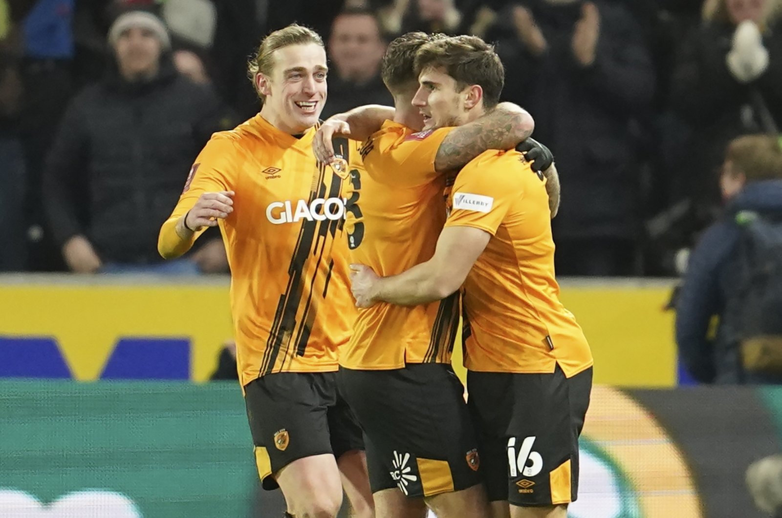 Hull City&#039;s Ryan Longman (R) celebrates after scoring a second goal during an FA Cup match against Everton, Hull, England, Jan. 8, 2022. (AP Photo)