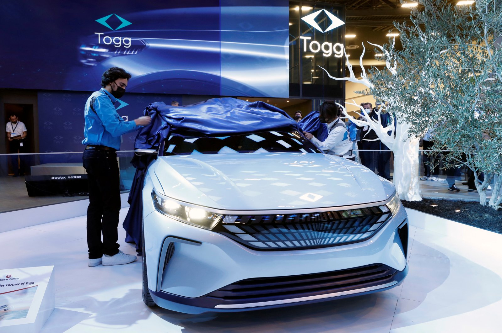 Togg&#039;s &quot;Transition Concept&quot; electric vehicle is unveiled during CES 2022 at the Las Vegas Convention Center in Las Vegas, Nevada, U.S., Jan. 5, 2022. (Reuters Photo)