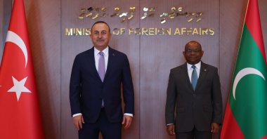 Turkish Foreign Minister Mevlüt Çavuşoğlu (L) and Maldivian counterpart Abdulla Shahid during a meeting in Male, Maldives, Jan. 30, 2022. (IHA PHOTO)