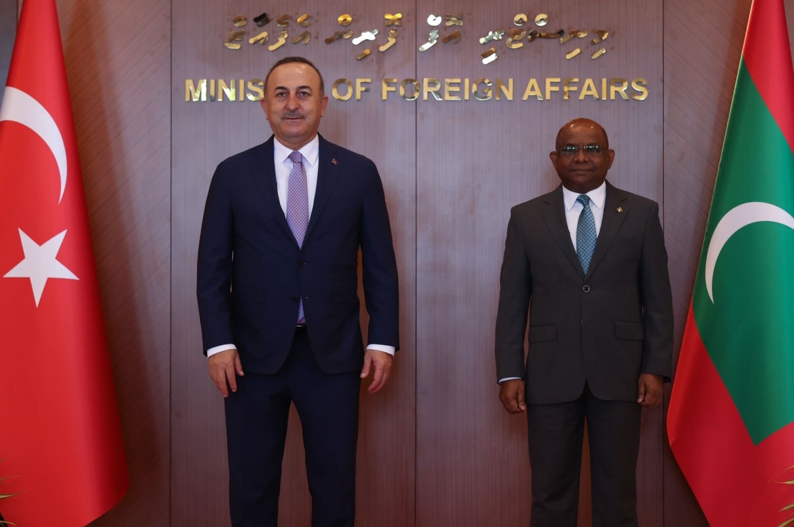 Turkish Foreign Minister Mevlüt Çavuşoğlu (L) and Maldivian counterpart Abdulla Shahid during a meeting in Male, Maldives, Jan. 30, 2022. (IHA PHOTO)