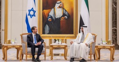 Israeli President Isaac Herzog meets with Abu Dhabi&#039;s Crown Prince Sheikh Mohammed bin Zayed Al Nahyan in Abu Dhabi, United Arab Emirates, Jan. 30, 2022. (Reuters Photo)
