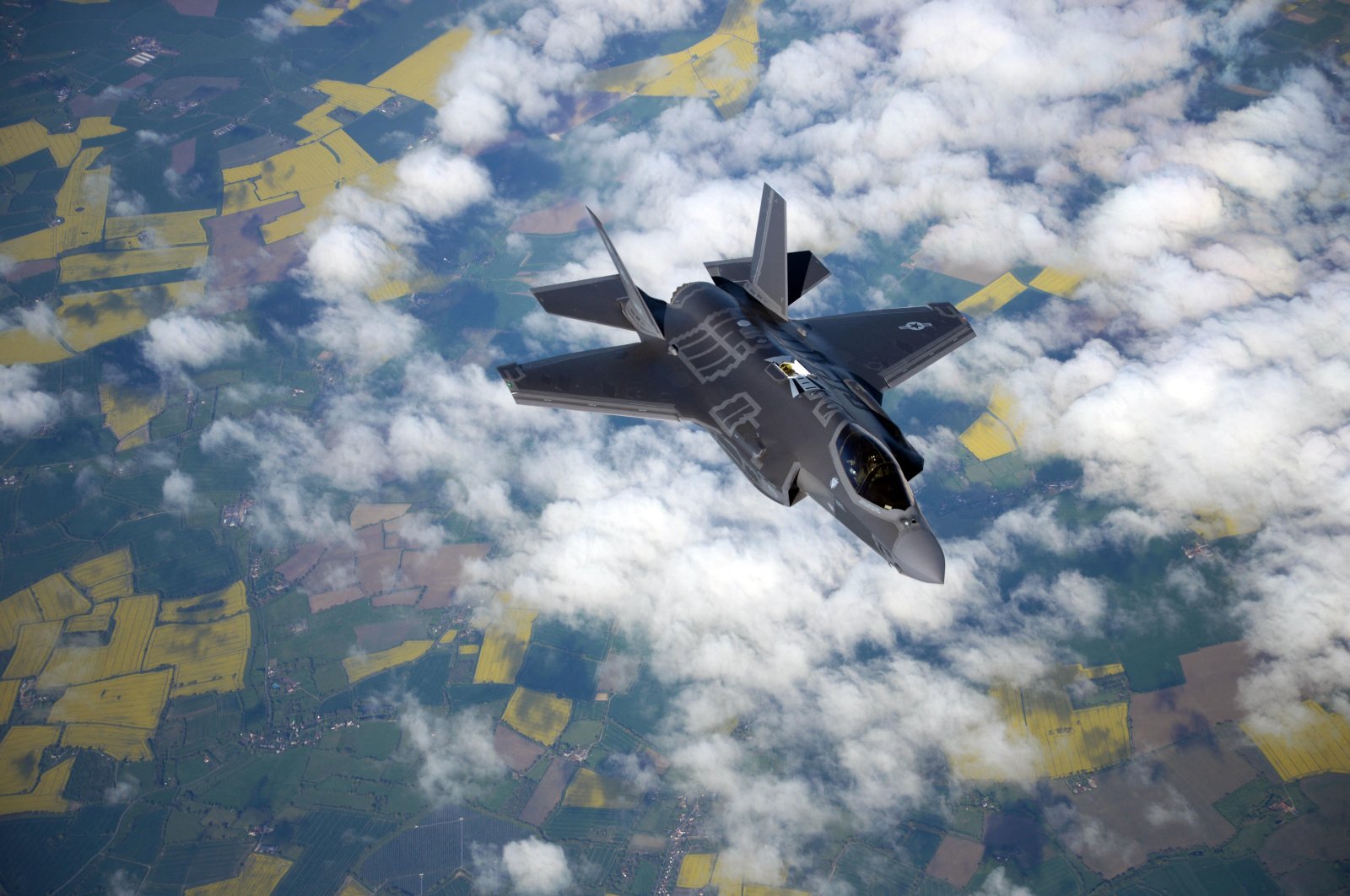 This U.S. Air Force file photo shows an F-35 Lightning II jet flying above an undisclosed location on June 12, 2017.  (Photo by Christine Groening /U.S. AIR FORCE / AFP)