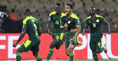 Senegal&#039;s Abdou Diallo (2nd R) celebrates after scoring in the AFCON semifinal against Burkina Faso, Yaounde, Cameroon, Feb. 2, 2022. (AFP Photo)