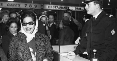 Famed Arab singer Umm Kulthum, 63 year-old, arrives at Le Bourget airport in Paris, France, Nov. 10 1967. (AP Photo)