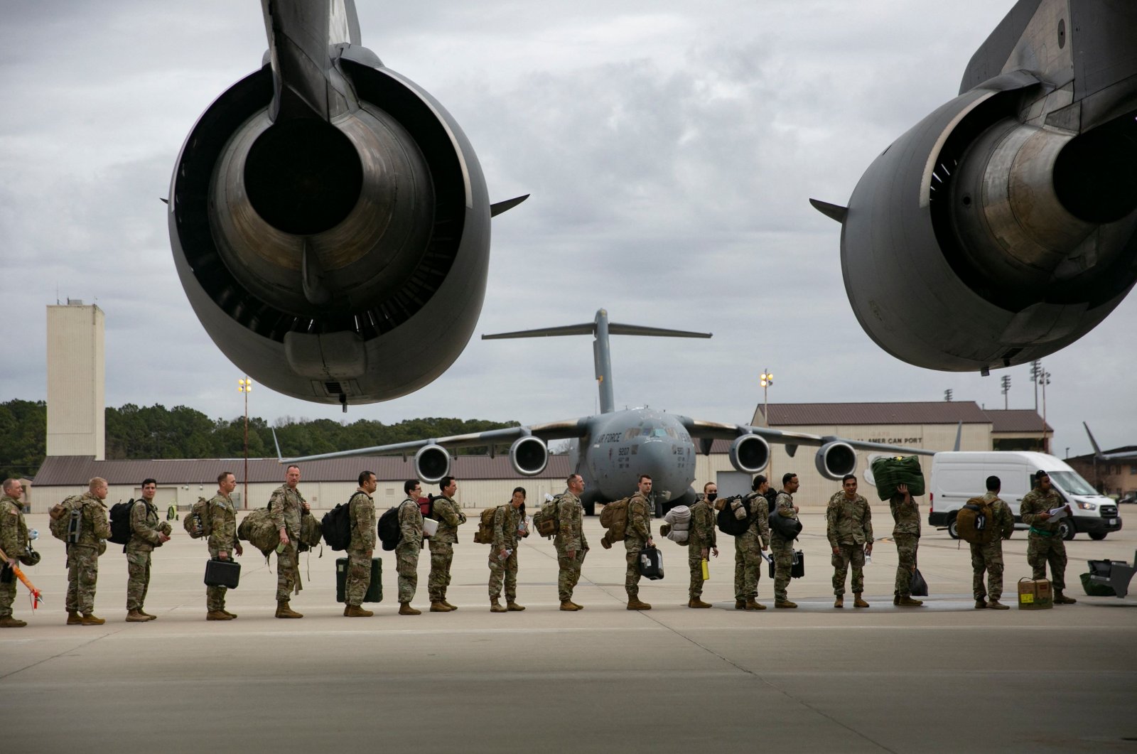 U.S. troops deploy for Europe from Pope Army Airfield at Fort Bragg, North Carolina, U.S., Feb. 3, 2022. (AFP Photo)