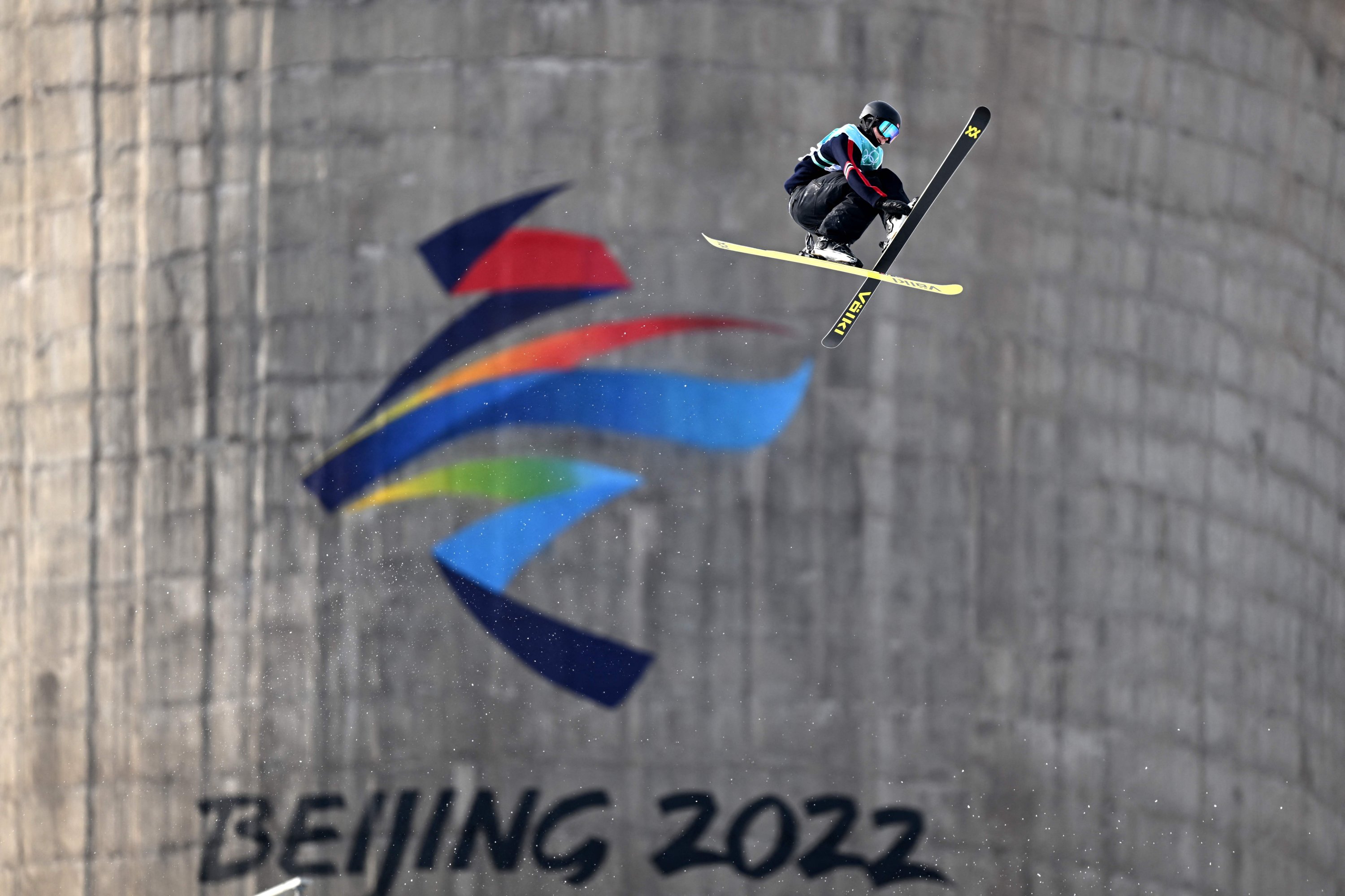 Norway's Birk Ruud competes in the freestyle skiing men's freeski big air qualification run during the Beijing 2022 Winter Olympic Games, Beijing, China, Feb. 7, 2022. (AFP Photo)