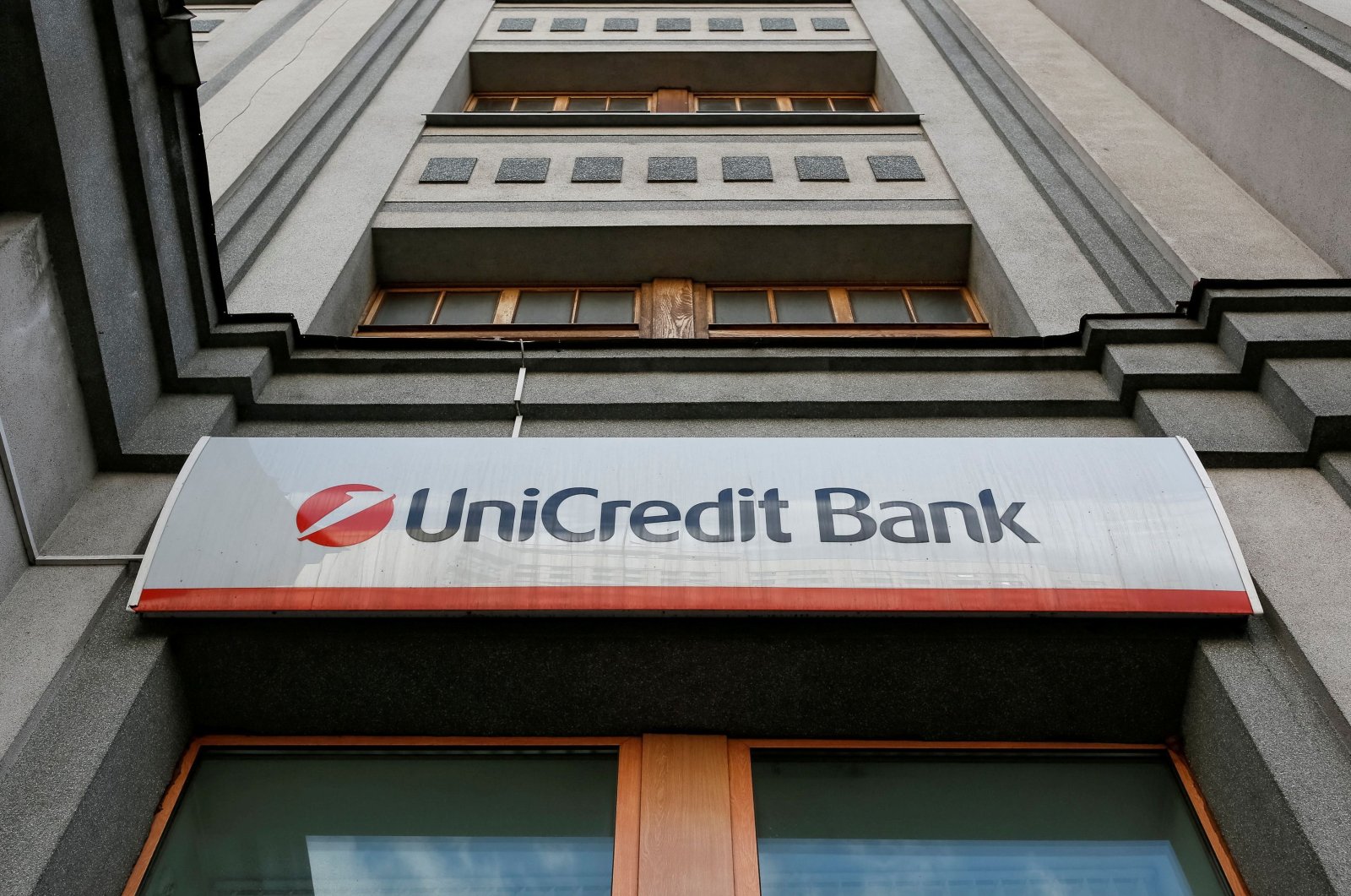 The logo of UniCredit Bank outside the company&#039;s branch in Kyiv, Ukraine, March 30, 2016. (Reuters Photo)