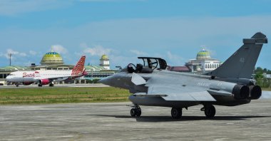 A French Rafale fighter jet is seen at an air force base in Blang Bintang, Aceh province, Indonesia, May 19, 2019. (Photo via AFP)
