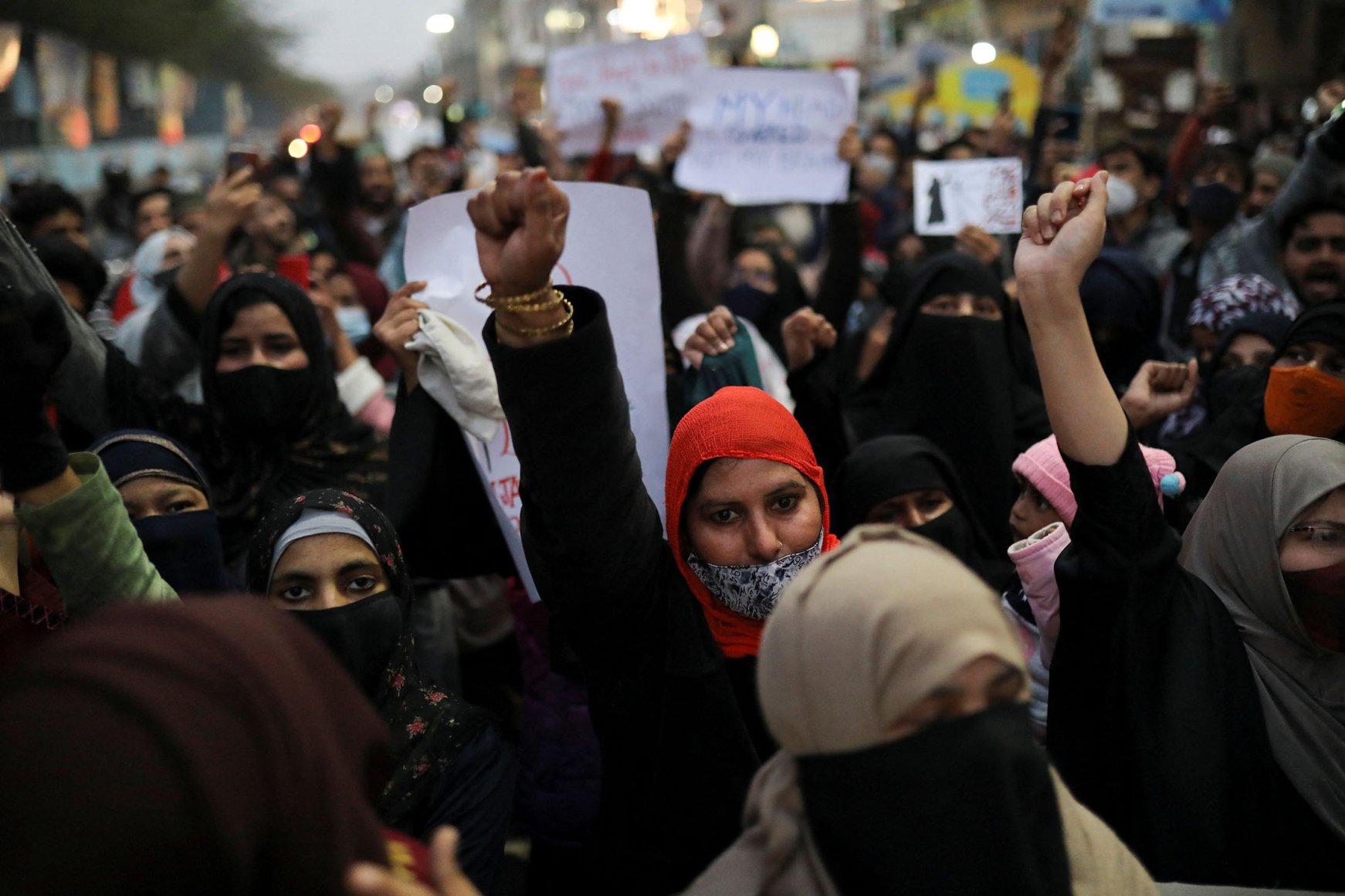 Protests In India Over Hijab Ban In Schools | Daily Sabah