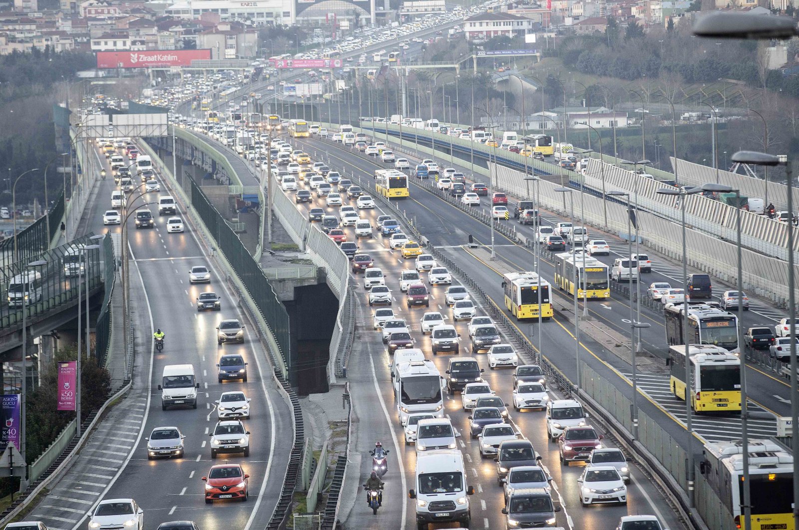 A view of traffic in Istanbul, Turkey, Feb. 7, 2022. (AA Photo)