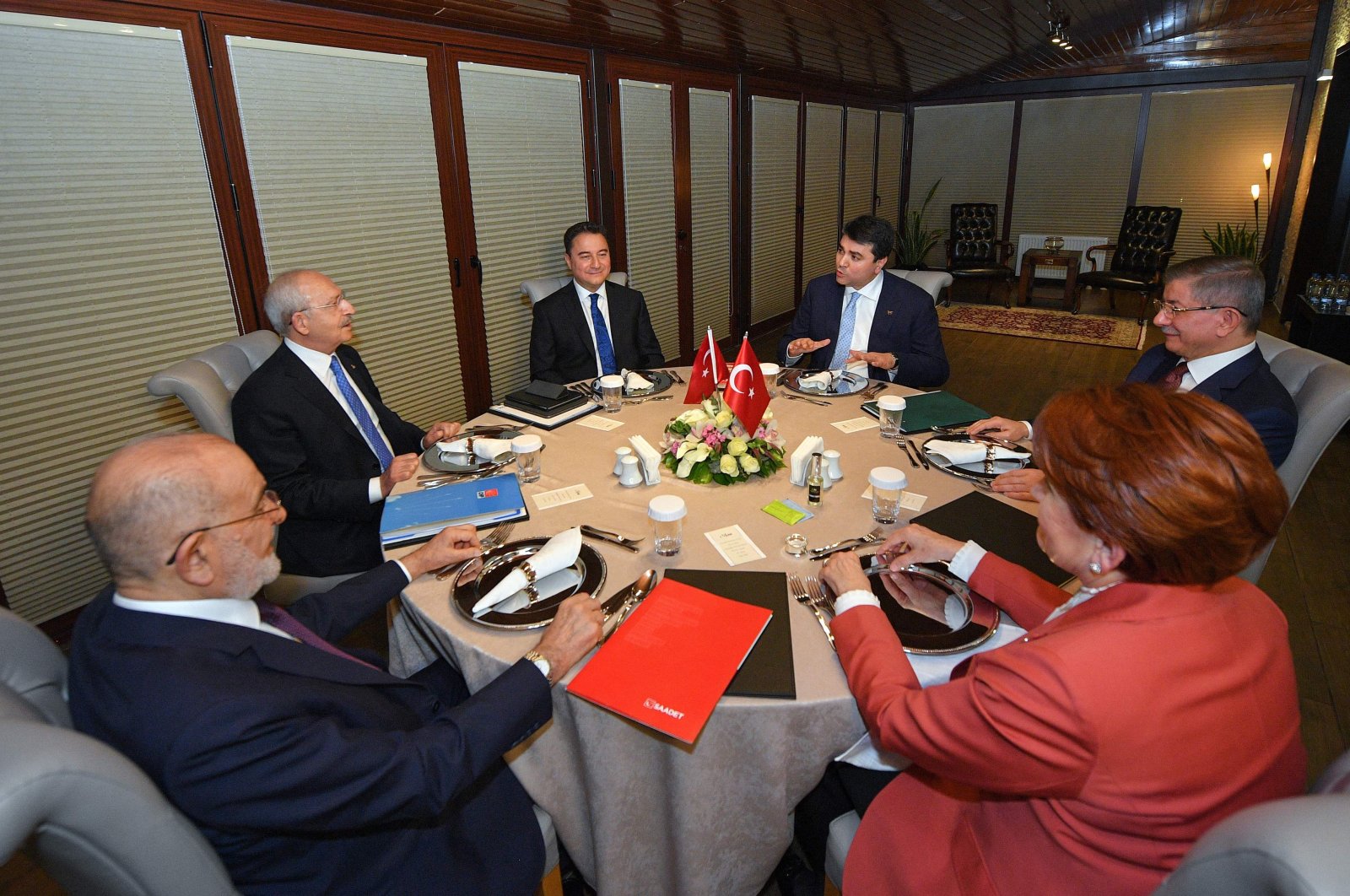 Representatives from Turkey&#039;s six opposition parties (L-R): The Felicity Party (SP) Chairperson Temel Karamollaoğlu, the Republican People&#039;s Party (CHP) Chairperson Kemal Kılıçdaroğlu, Democracy and Progress Party (DEVA)  Chairperson Ali Babacan, Democrat Party (DP) Chairperson Gültekin Uysal, Future Party (GP) Chairperson Ahmet Davutoğlu and Good Party (IP) Chairperson Meral Akşener pose ahead of a meeting at the Çankaya Municipality facilities, in capital Ankara, Turkey, Feb. 12, 2022. (AFP Photo)