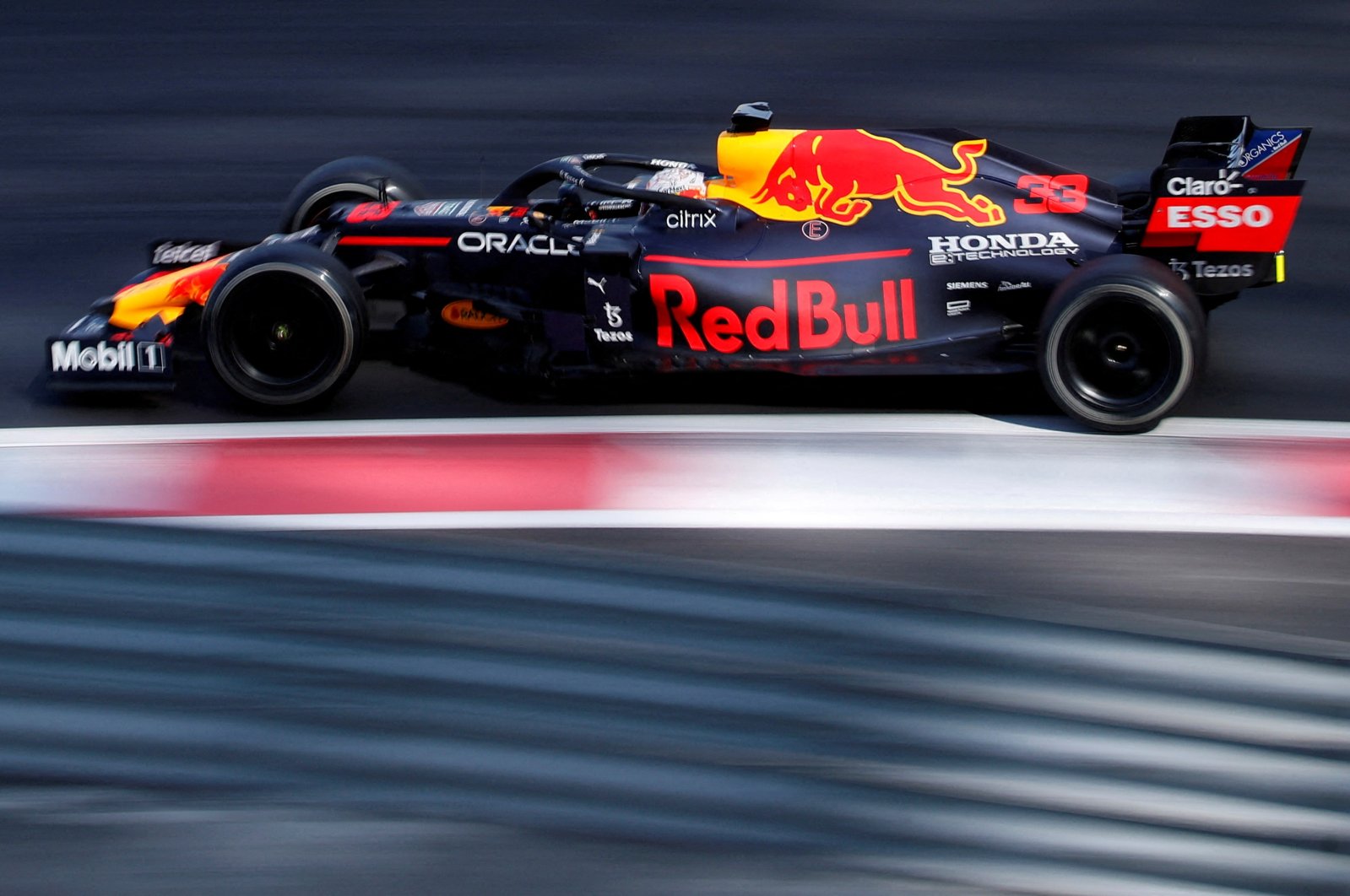 Red Bull&#039;s Max Verstappen during testing at Abu Dhabi, UAE, Dec. 14, 2021. (Reuters Photo)