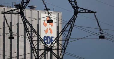 Electrical power pylons of high-tension electricity power lines are seen next to the EDF power plant in Bouchain, near Valenciennes, France, Feb.15, 2022. (Reuters Photo)