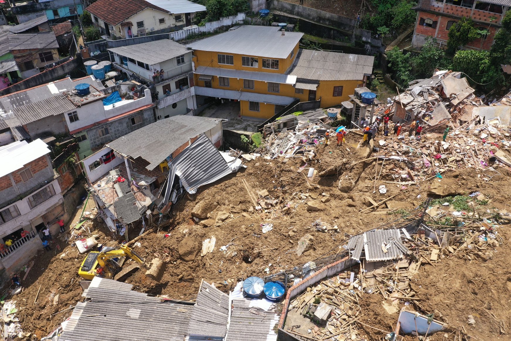 Deadly Landslide In Brazil's Petropolis Leaves Devastation Behind ...