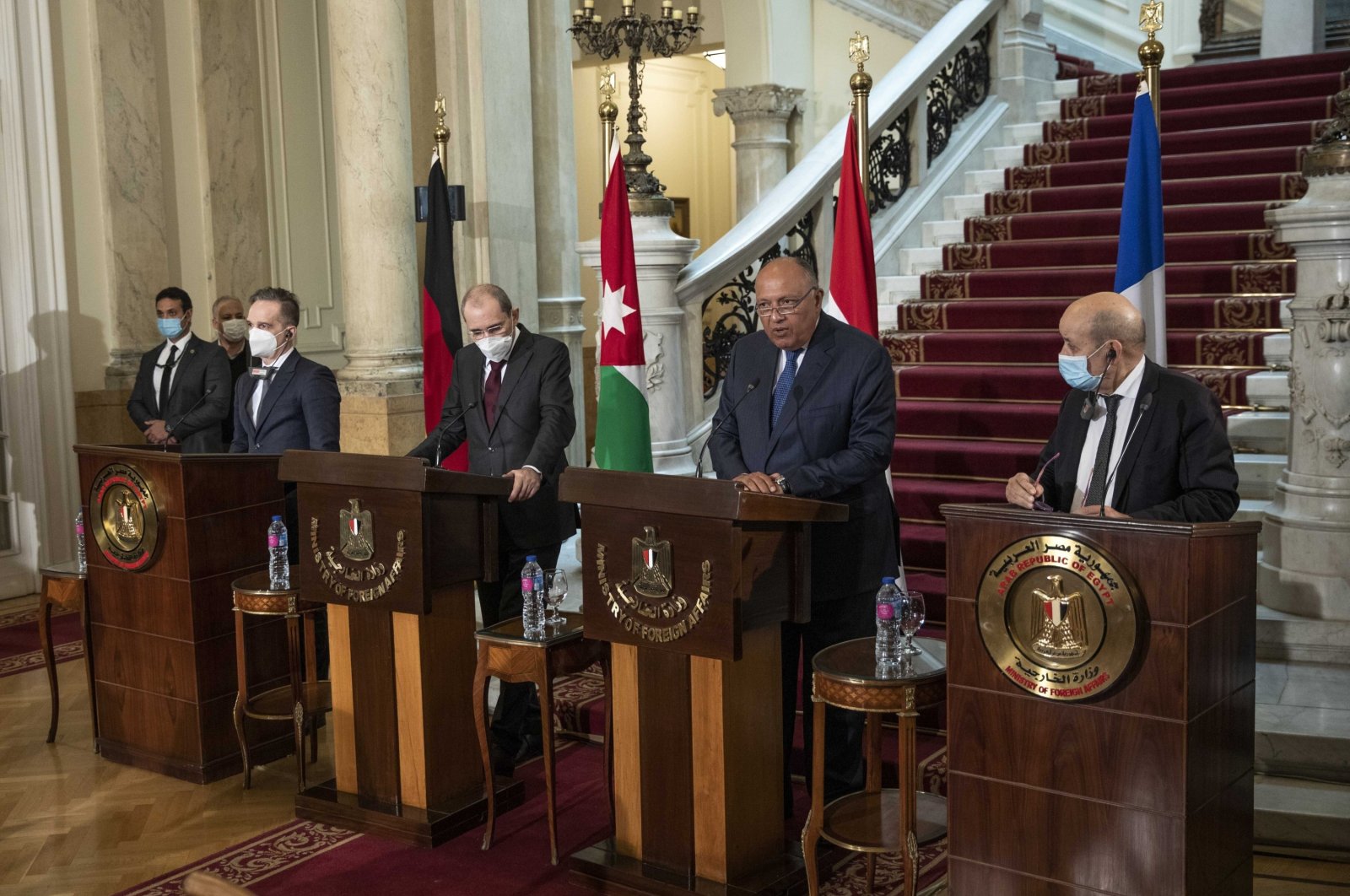 From left to right, German Foreign Minister Heiko Maas, Jordanian Foreign Minister Ayman Safadi, Egyptian Foreign Minister Sameh Sahoukry and French Foreign Minister Jean-Yves Le Drian hold a news conference at Tahrir Palace, Cairo, Egypt, Jan. 11, 2021. (AP)
