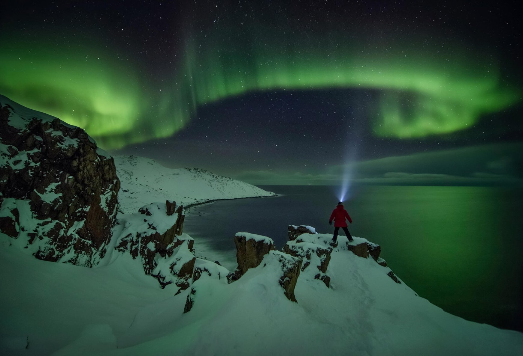 Out of this world: Kola Peninsula painted by Northern Lights | Daily Sabah