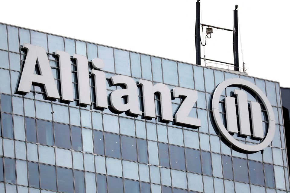 The logo of insurer Allianz SE is seen on the company building in Puteaux at the financial and business district of La Defense, near Paris, France, May 14, 2018. (Reuters Photo)