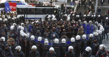 Turkish police surround protesters during a demonstration in support of jailed PKK leader Abdullah Öcalan in Istanbul, Turkey, Feb. 15, 2022. (AFP Photo)
