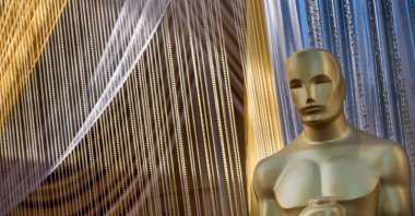 An Oscars statue is displayed on the red carpet area on the eve of the 92nd Oscars ceremony at the Dolby Theater in Hollywood, California, U.S., Feb. 8, 2020. (AFP)