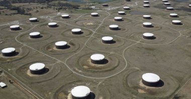Crude oil storage tanks are seen from above at the Cushing oil hub, in Cushing, Oklahoma, U.S., March 24, 2016. (Reuters Photo)