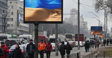 People are seen stuck in a huge traffic jam as they try to leave Kyiv in the direction of the western parts of Ukraine, Feb. 24, 2022. (AFP Photo)