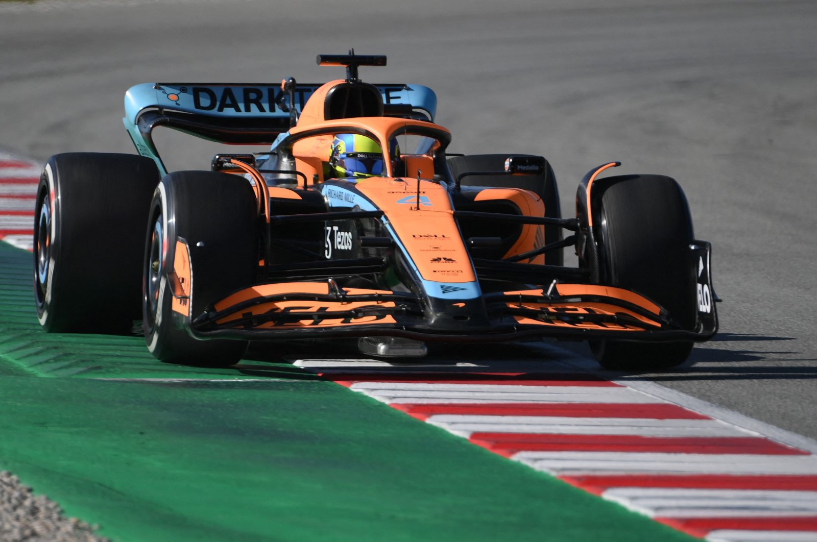 McLaren&#039;s British driver Lando Norris in action during the first day of F1 preseason testing, Barcelona, Spain, Feb. 23, 2022. (AFP Photo)