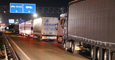 Lorries are seen near the Kapıkule border gate along the Turkish-Bulgarian border, Feb. 25, 2022. (IHA Photo)