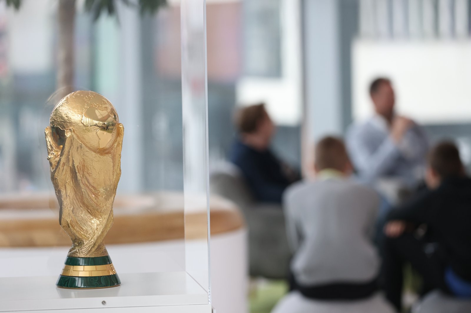 General view of the FIFA World Cup Qatar 2022 Winner&#039;s Trophy on display in Warsaw Poland, Feb. 22, 2022. (EPA Photo)